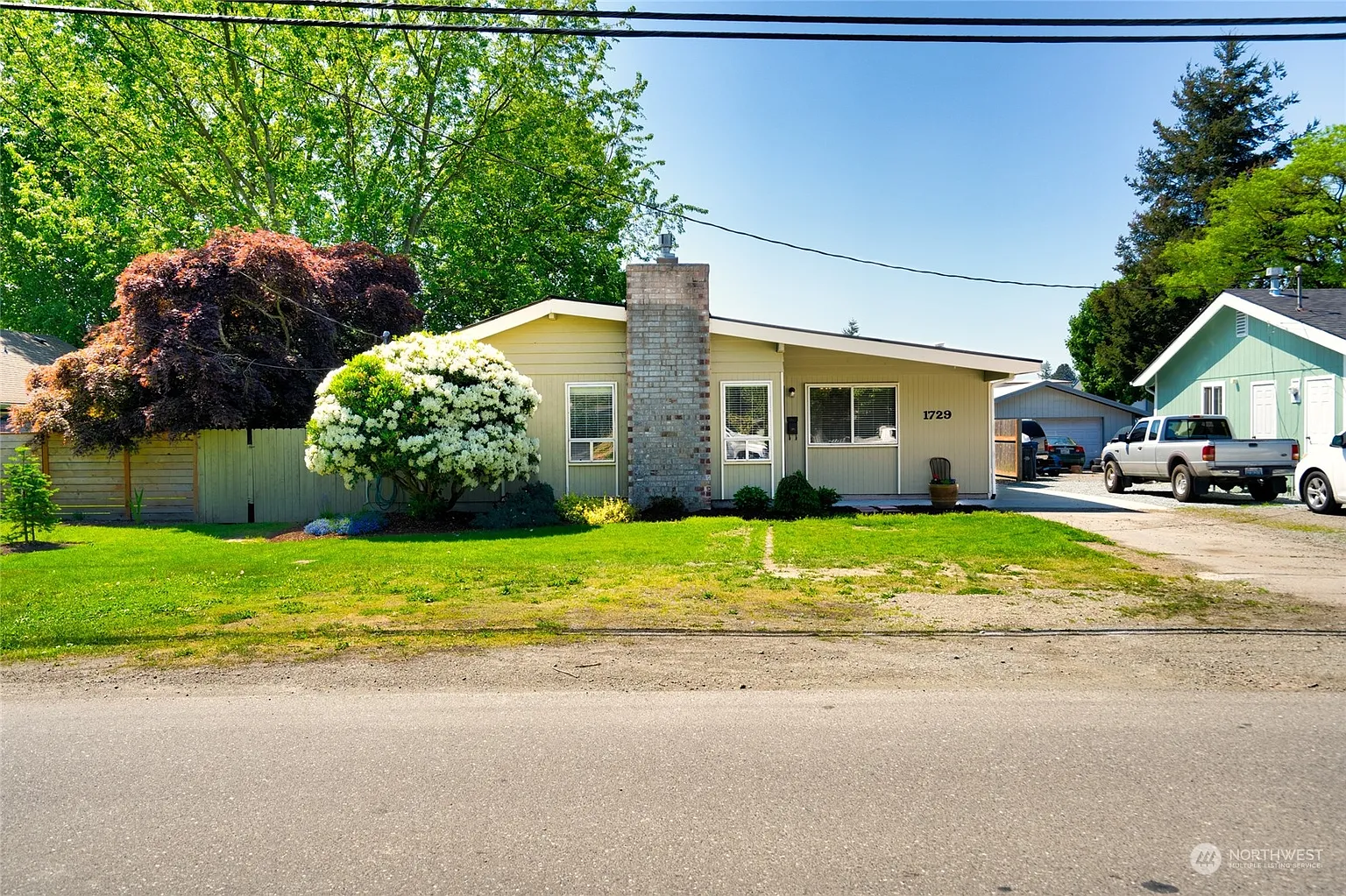 1729 S 6th Street photo 1
