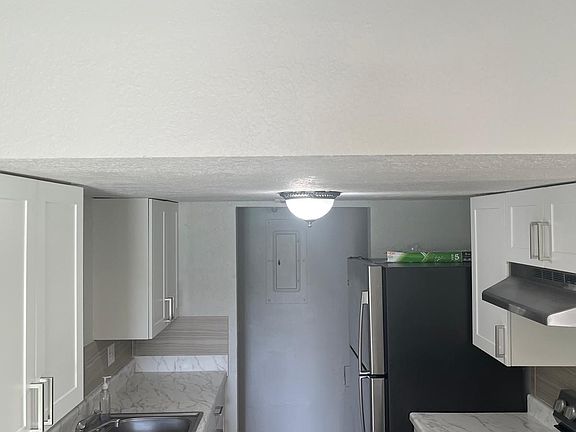5th image of 8002 NW 67th Ave