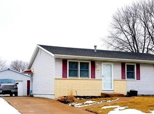 1504 Parkway Dr, Burlington, IA 52601