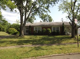 1656 Lynnfield Dr, Dayton, OH 45429