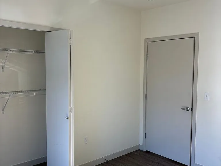 4801 Fauntleroy Apartments — Photo 91