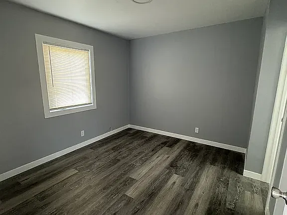 7107 Chanslor Ave #1/2 — Photo 10