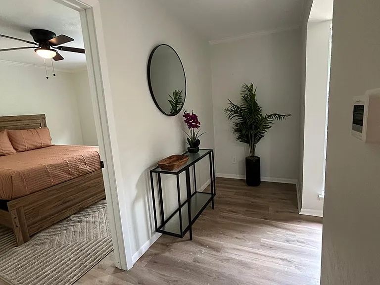 2509 White Oak Ln — Photo 17