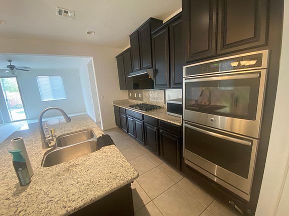 5th image of 3385 Graceful Orchid St