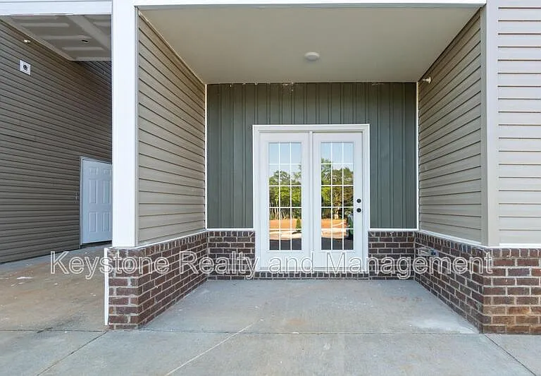 229 E. Johnson Circle — Photo 106