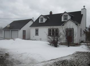 60 Reservoir Rd, Cadyville, NY 12918