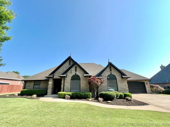 848 E Ballentine Rd, Tahlequah, OK 74464