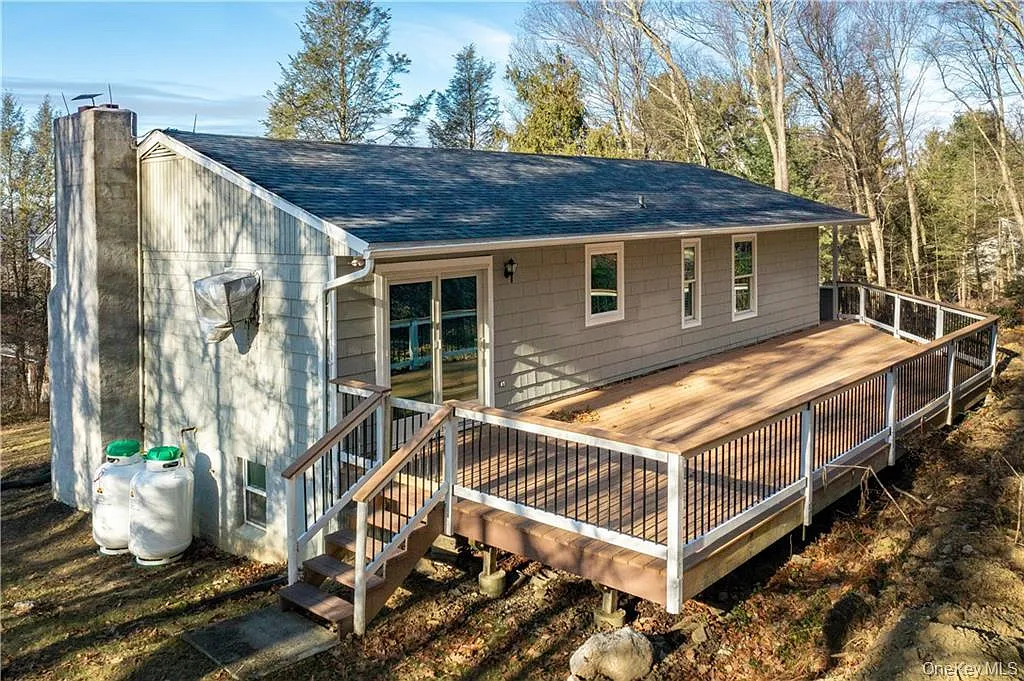54 Brothers Rd — Photo 2