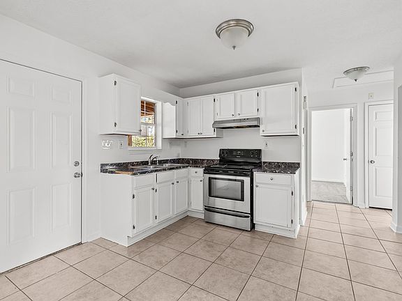 3rd image of 120 94th St N
