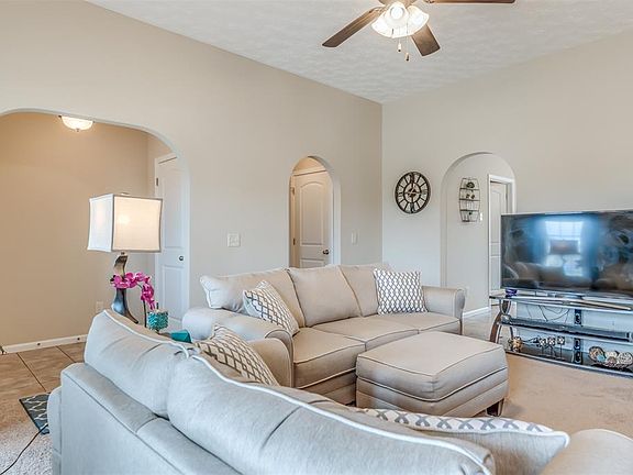 5th image of 1827 Cotton Blossom Way