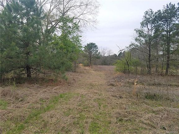 3rd image of 1403 County Road 21 N