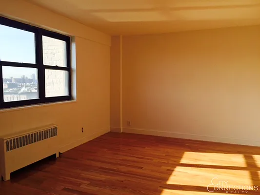 Rented by City Connections Realty | media 9