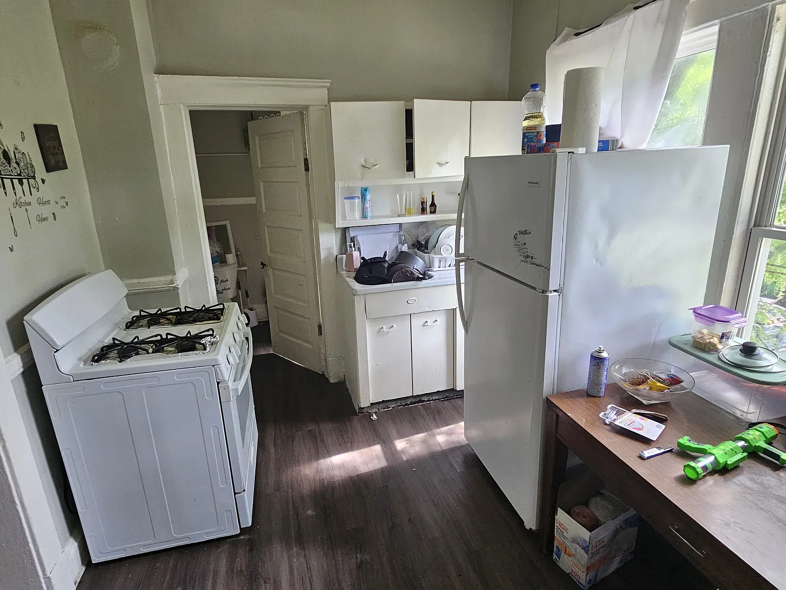 2 bed, 600 sqft, $750 — Photo 1