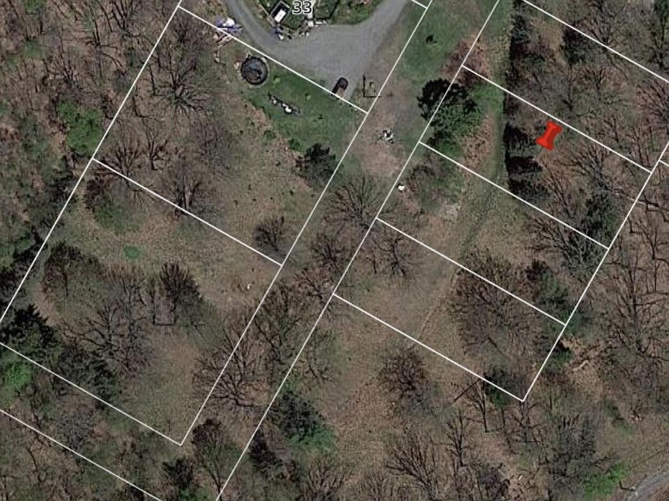 2nd image of 98 Poplar St
