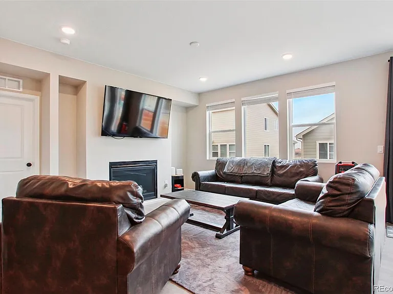 4140 Grand Lake St — Photo 6