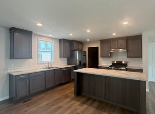 22324 Cedar Dr #67, Channahon, IL