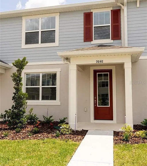 9848 Walkway Dr — Photo 1