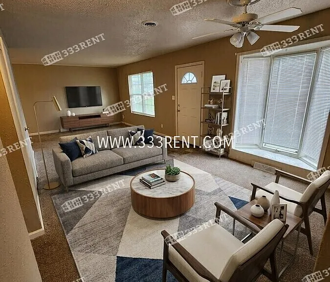 11308 McKinley Ave — Photo 3