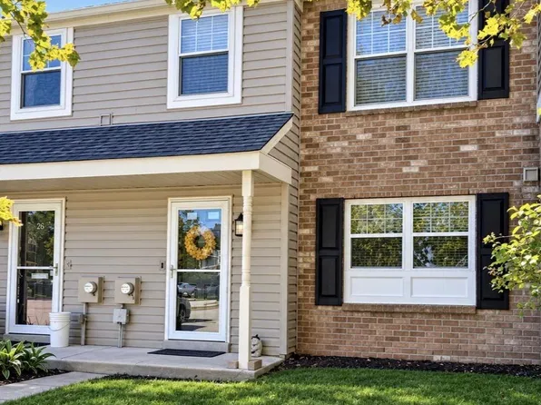 25 Yorktown Ct, Blue Bell, PA 19422