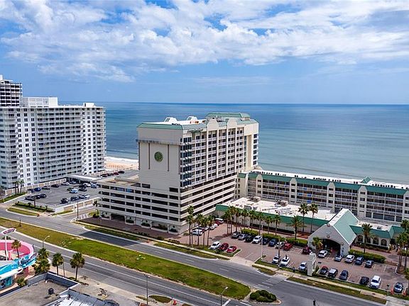 4th image of 2700 N ATLANTIC AVENUE #821