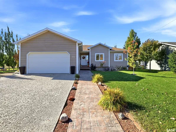 124 2nd Avenue W, Montmartre, SK S0G 3M0