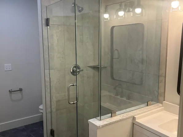 130 Derby Forest Ct, Roswell, GA 30076