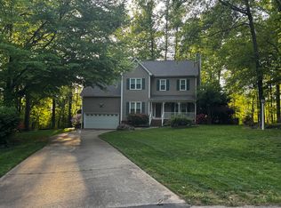 2036 Stoneglen Ln, Raleigh, NC 27603