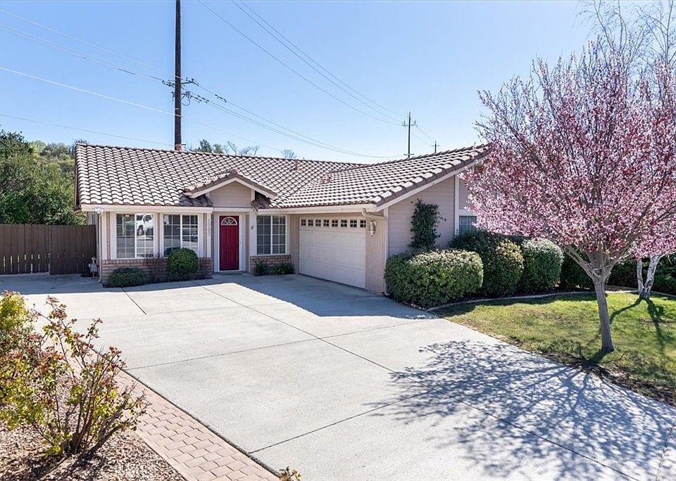 1st image of 1503 Las Brisas Dr