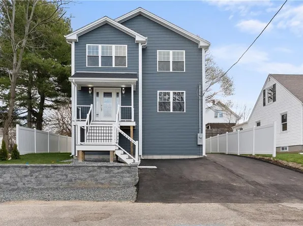 40 Allendale Ave, North Providence, RI 02911