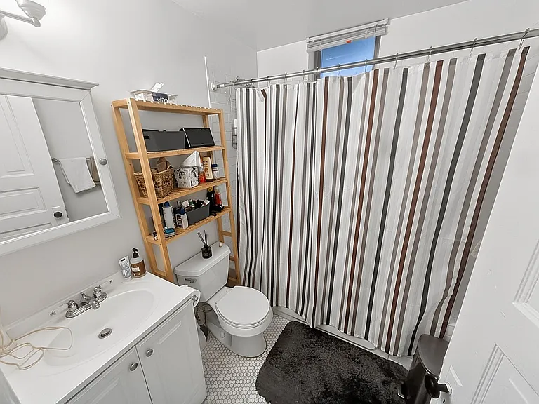 1609 N Leavitt St #1 — Photo 19