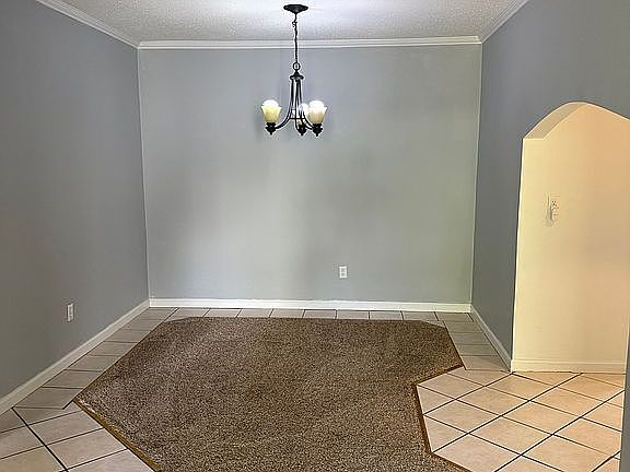 Comfortable size dining area