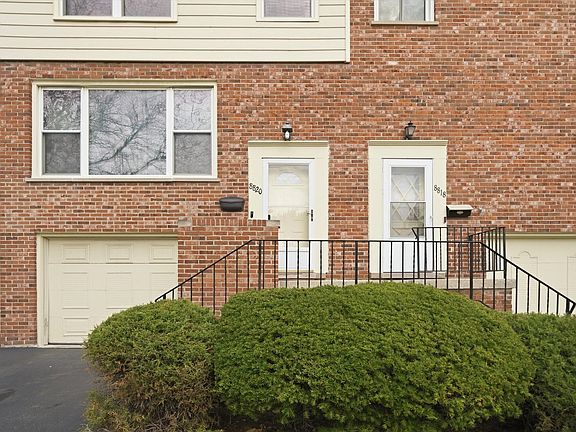 5th image of 8820 Plainfield Rd