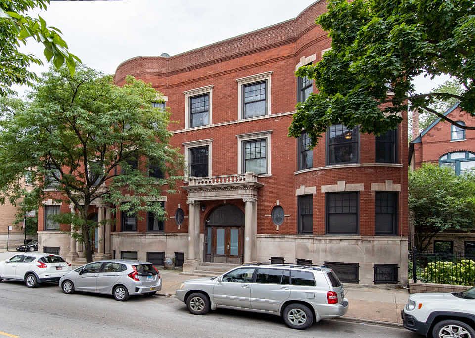 1st image of 535 W Belmont Ave #2