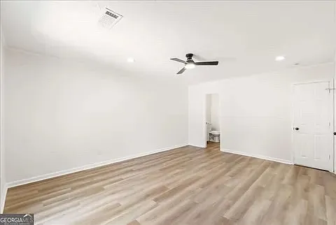 3 bed, 1320 sqft, $1,800 — Photo 3