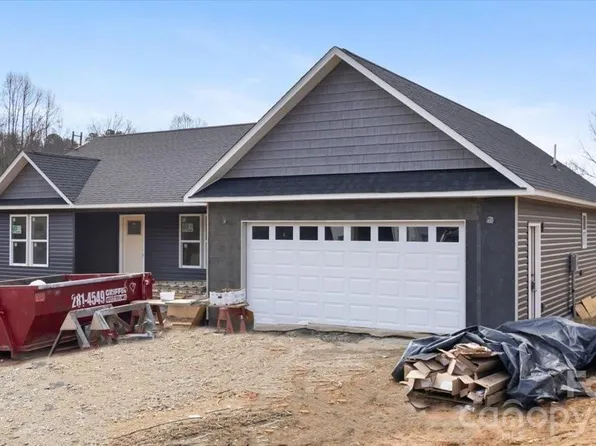 17 Baileys Cove Rd #10, Marshall, NC 28753