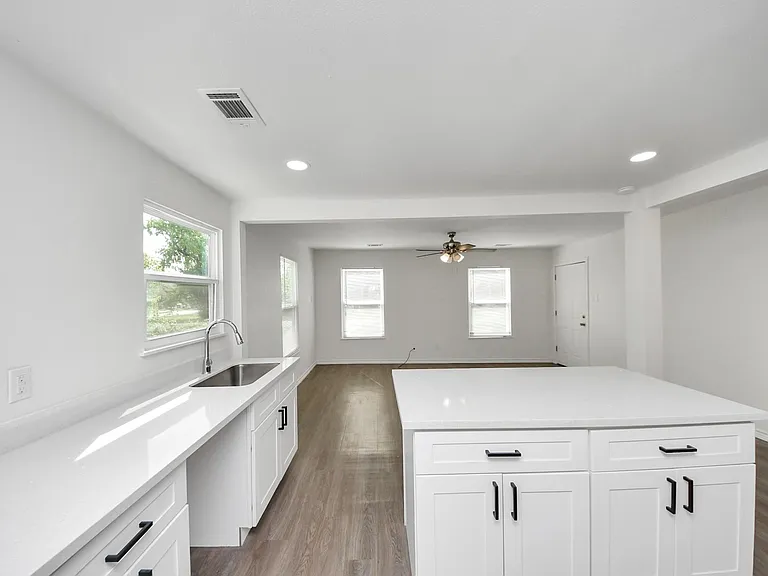 7004 Conley St — Photo 20