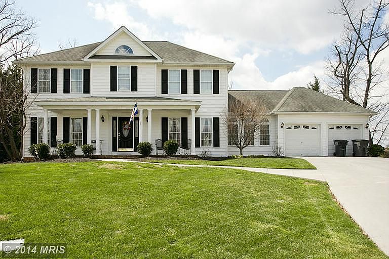 1st image of 127 Lucy Long Ct