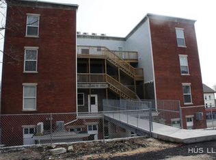 122 N Main St, Woonsocket, RI 02895