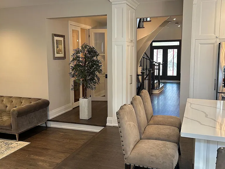 18 Theobalds Cir — Photo 9