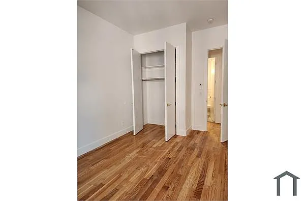 Building Photo - 157 Elliott Ave #1