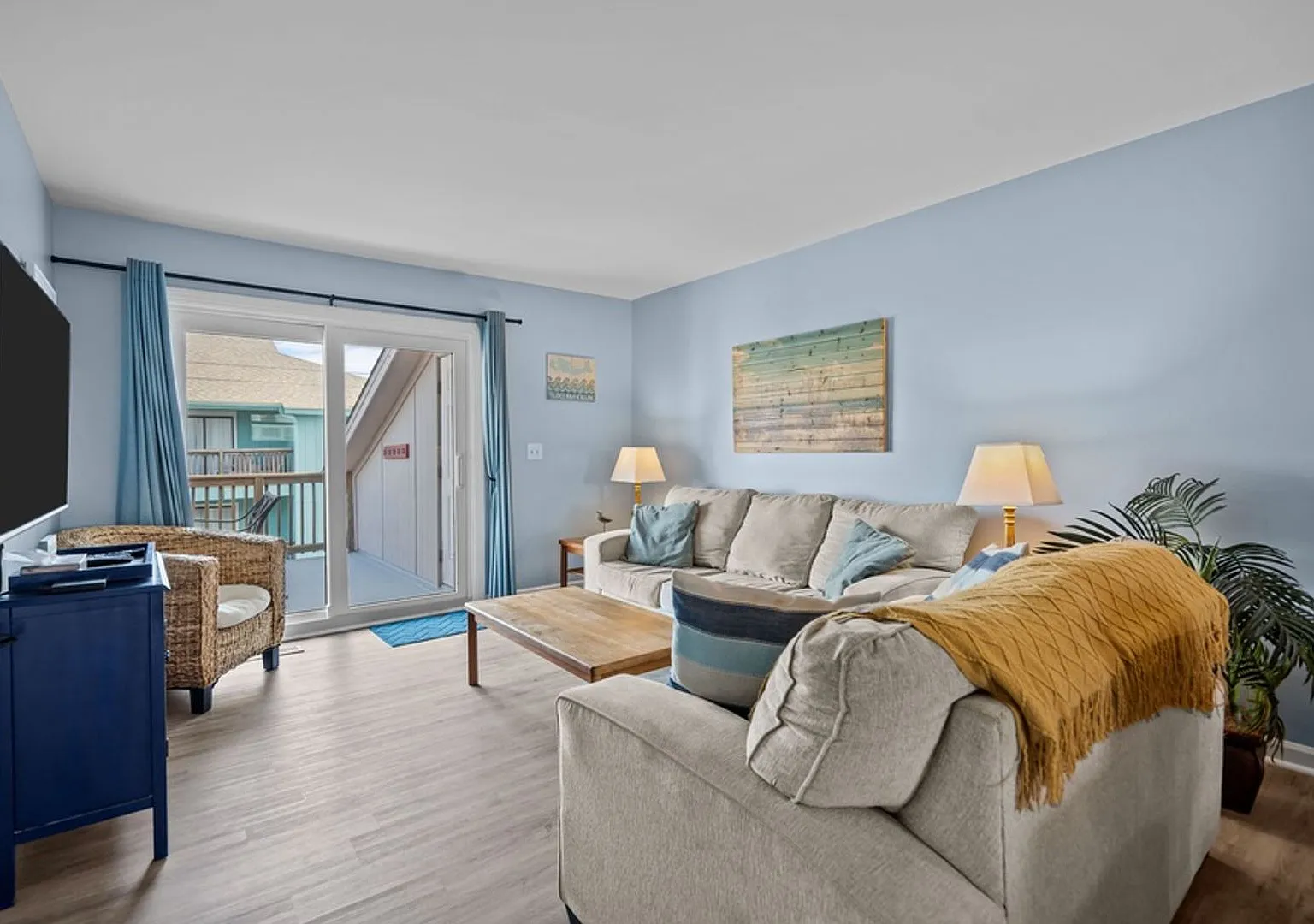 (C335) 505 Carolina Beach Avenue N #3D Carolina Beach, NC 28428 — Photo 3