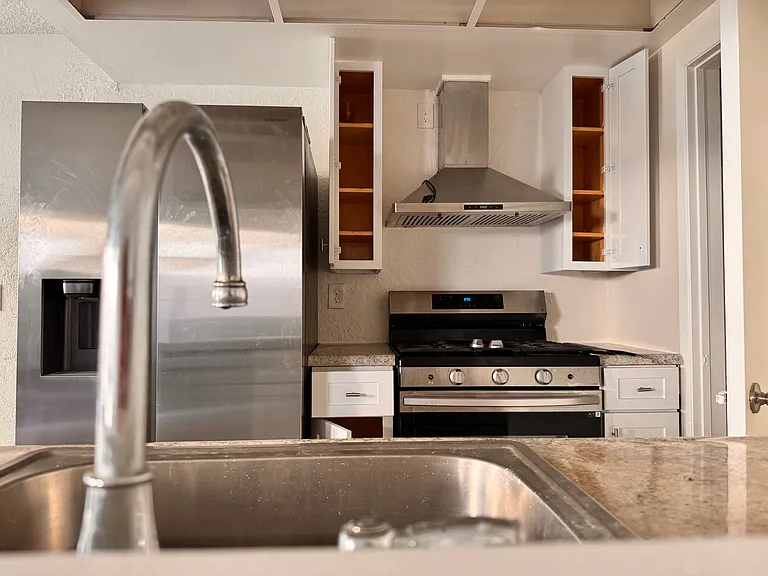 10715 Droxford St #3 — Photo 5