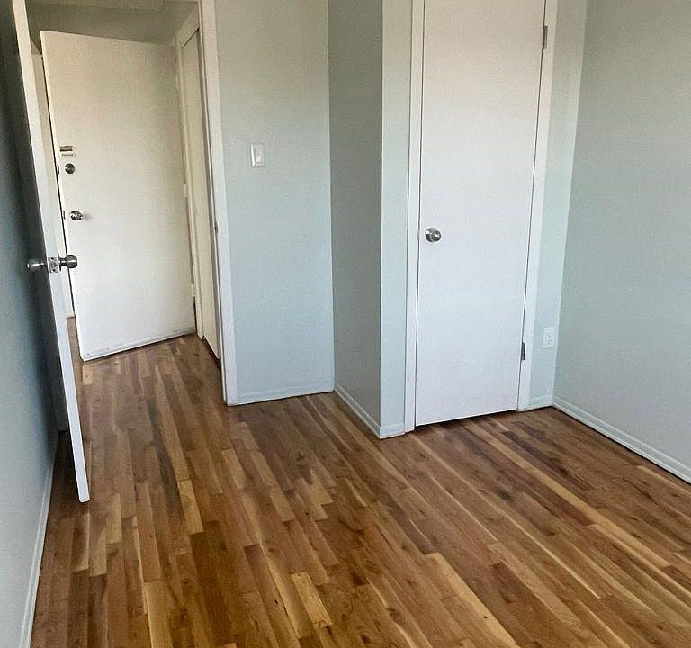 2nd image of 253 Kearney Ave