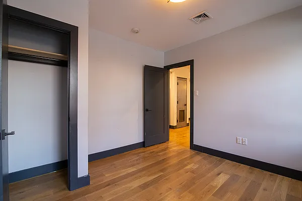 Rented by Isaac Silberstein, LREB | media 51