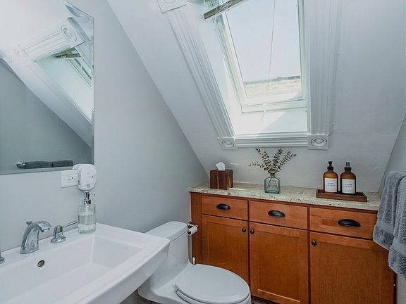 5th image of 3117 N Racine Ave APT 2F