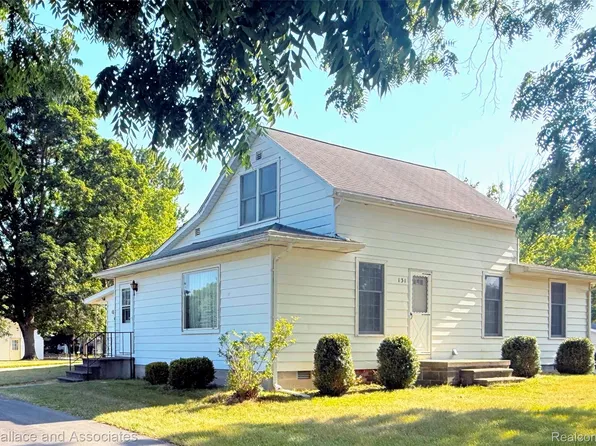 131 W Sanborn Ave, Croswell, MI 48422