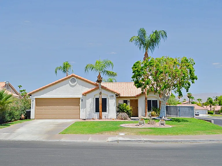 78880 Sanita Dr — Photo 45