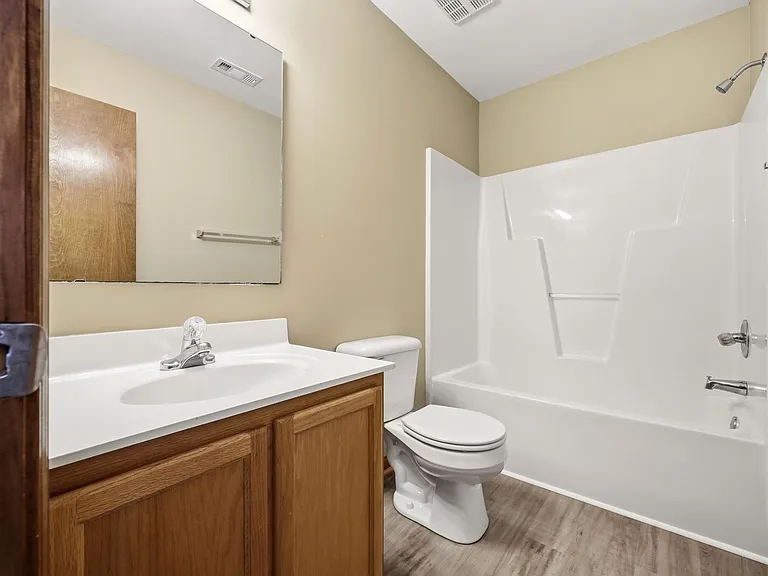 100 Pisgah Ct — Photo 11