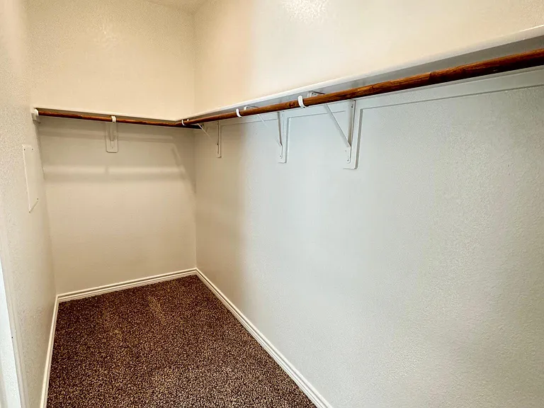 1116 Patriot Dr — Photo 18