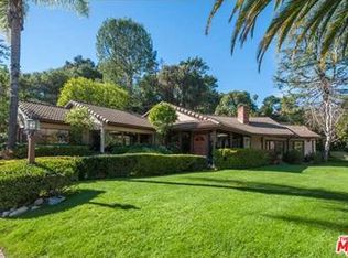 15950 Royal Oak Rd, Encino, CA 91436